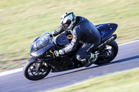 brands-hatch-photographs;brands-no-limits-trackday;cadwell-trackday-photographs;enduro-digital-images;event-digital-images;eventdigitalimages;no-limits-trackdays;peter-wileman-photography;racing-digital-images;trackday-digital-images;trackday-photos